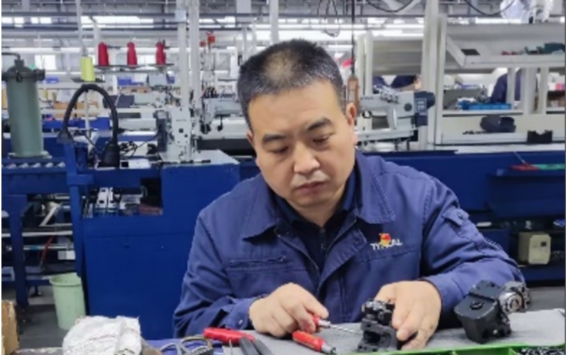 心有大爱乐于助人 传递向善向上力量