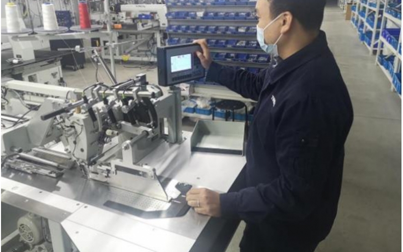 雷锋一直都在我们身边